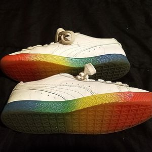 Basket Classic rainbow soled Pumas size 7 men 9 women